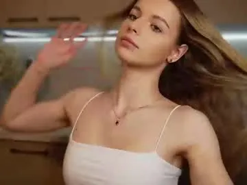 LaraMiller – webcam model profile photo Image 5