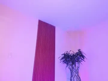 JadeMartinelli – webcam model profile photo Image 11