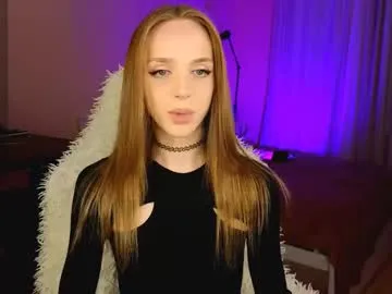 Lololevy – webcam model profile photo Image 2