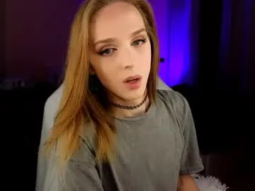 Lololevy – webcam model profile photo Image 8