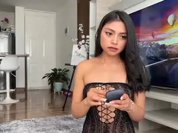 LiaSummerr – webcam model profile photo Image 18