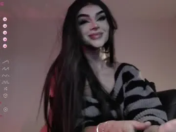 NikolleWilliams – webcam model profile photo Image 4