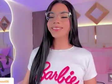 ava_adora – webcam model profile photo Image 10