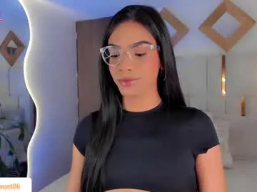 ava_adora – webcam model profile photo Image 8