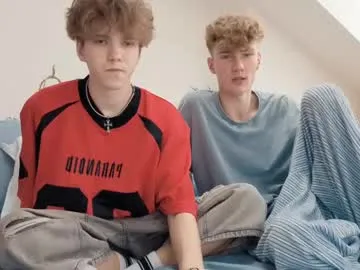 KaraNoir – webcam model profile photo Image 4