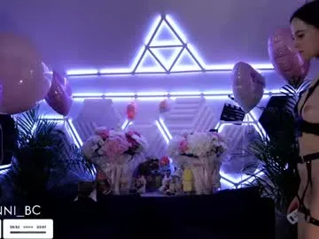 PaolaFalkon – webcam model profile photo Image 11