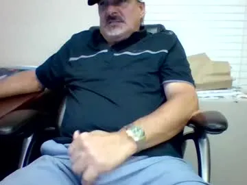 Maxinekinky – webcam model profile photo Image 12