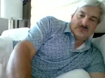 Maxinekinky – webcam model profile photo Image 8