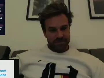 LaraOlsen – webcam model profile photo Image 10