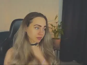 HeatherHeels – webcam model profile photo Image 5