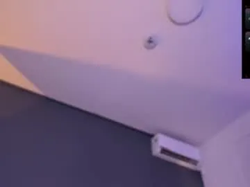 SkyLumen – webcam model profile photo Image 4