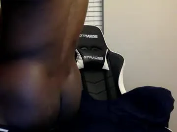 KaraNoir – webcam model profile photo Image 15