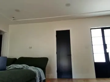 KataKovalenko – webcam model profile photo Image 11