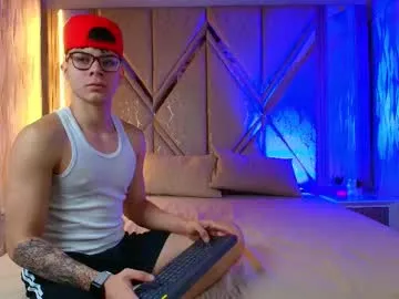 ArianaSole – webcam model profile photo Image 3