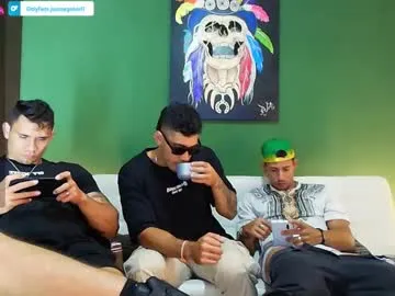 ZoeyReed – webcam model profile photo Image 12