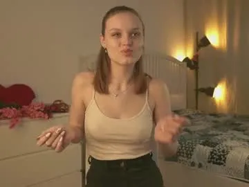 CassieGil – webcam model profile photo Image 14