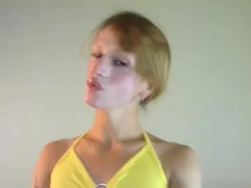 ZaraReyes – webcam model profile photo Image 10