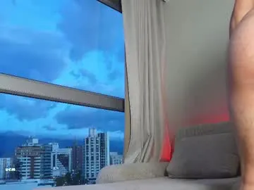 otouhu76 – webcam model profile photo Image 6