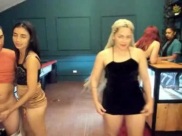 AmyBelmontt – webcam model profile photo Image 14