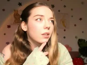 AmyBelmontt – webcam model profile photo Image 2