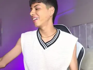 LunaKrismas – webcam model profile photo Image 6