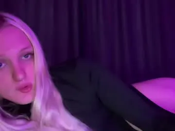 ___momo___0717 – webcam model profile photo Image 3