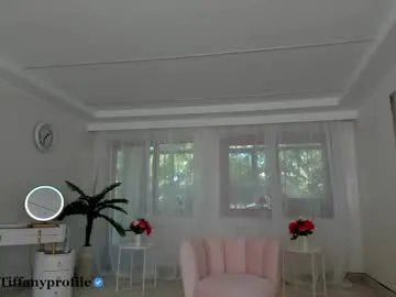 CassieGil – webcam model profile photo Image 11