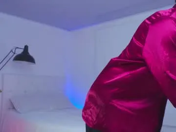 Kym_Roses – webcam model profile photo Image 4