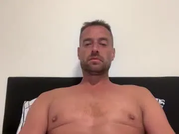 evee_s – webcam model profile photo Image 17