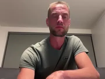 evee_s – webcam model profile photo Image 4