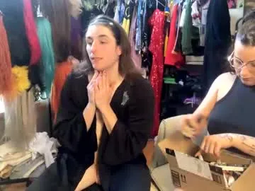 LauraFord – webcam model profile photo Image 6