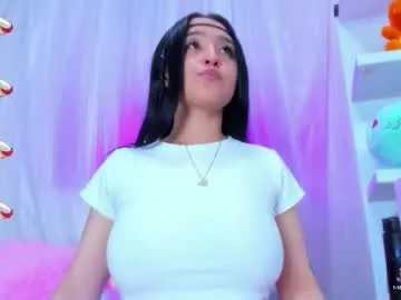 AmyBelmontt – webcam model profile photo Image 12