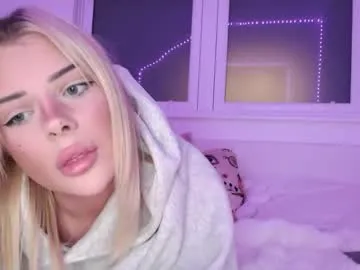 JadeMartinelli – webcam model profile photo Image 13