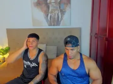 max04 – webcam model profile photo Image 6