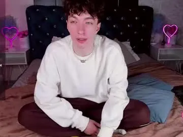 JenCampbell – webcam model profile photo Image 12