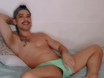 CoryDuucaan – webcam model profile photo Image 18