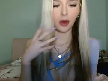 MiaCavallii_ – webcam model profile photo Image 6