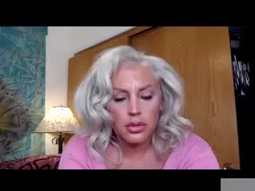 Alikams – webcam model profile photo Image 4