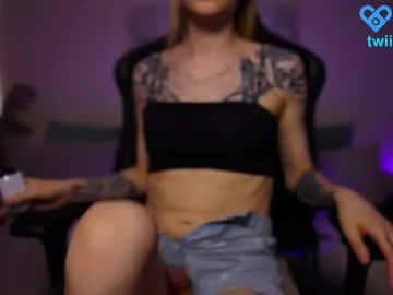 Alikams – webcam model profile photo Image 3