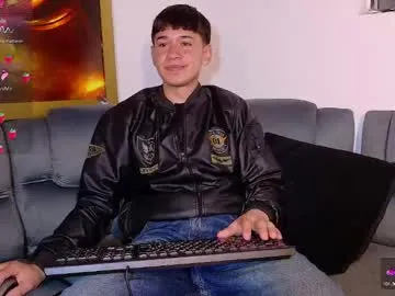 ZoeyReed – webcam model profile photo Image 4