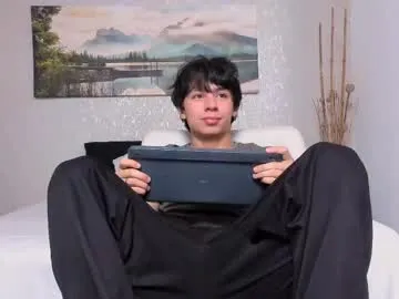 CassieGil – webcam model profile photo Image 13