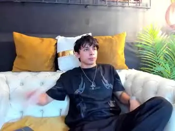 CassieGil – webcam model profile photo Image 7