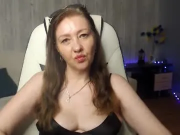 AlisonLein – webcam model profile photo Image 5