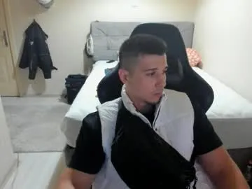 JuliaQuinn – webcam model profile photo Image 15