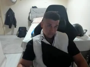 JuliaQuinn – webcam model profile photo Image 17