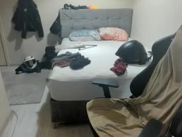 JuliaQuinn – webcam model profile photo Image 4