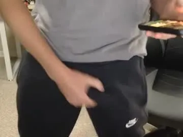 Amylewiss – webcam model profile photo Image 12