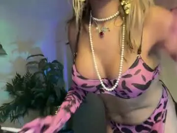 NicoleLara – webcam model profile photo Image 9