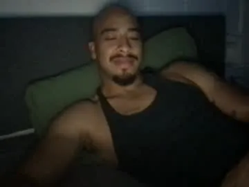 CarlaHall – webcam model profile photo Image 3