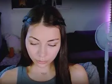 AmyBelmontt – webcam model profile photo Image 10